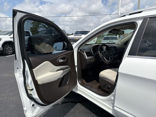 2016 Jeep Cherokee Overland