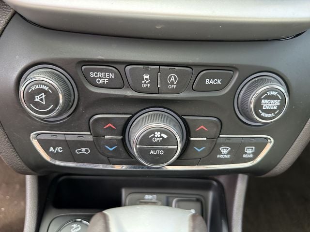 2016 Jeep Cherokee Overland