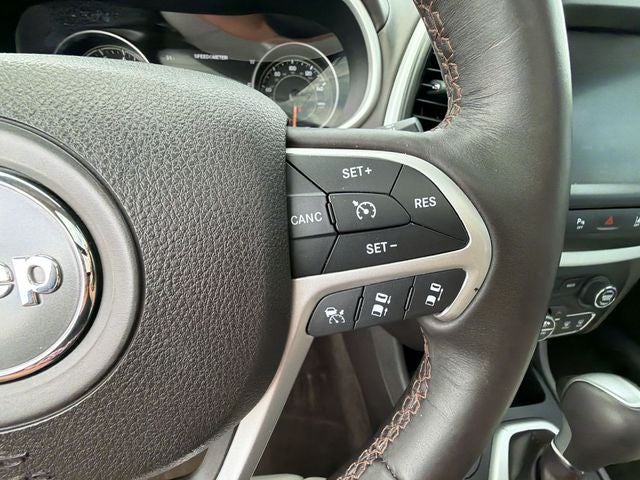 2016 Jeep Cherokee Overland
