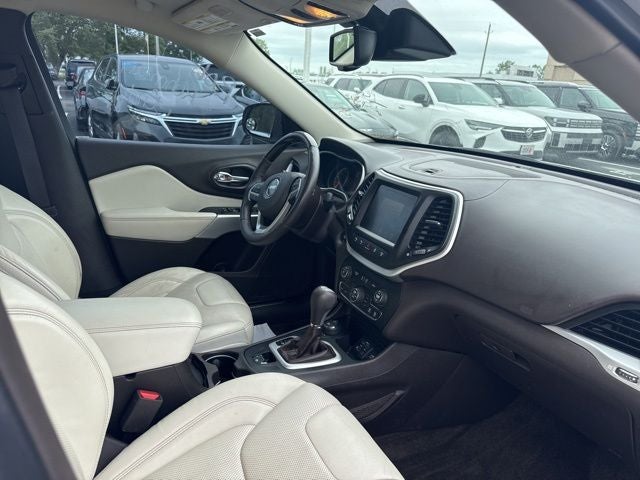 2016 Jeep Cherokee Overland
