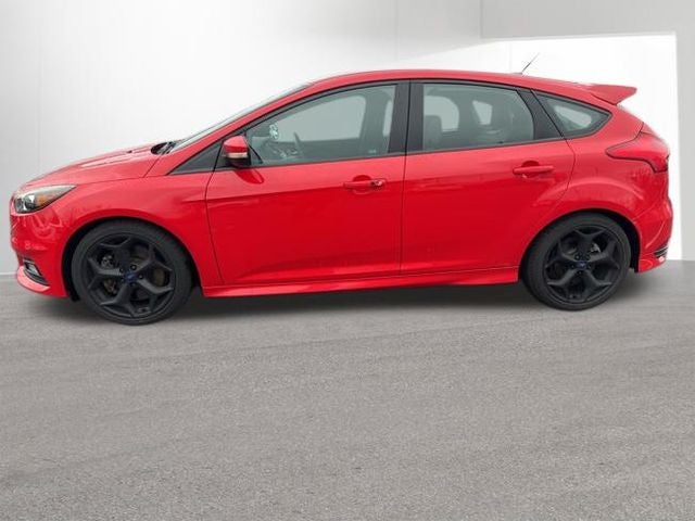 2017 Ford Focus ST