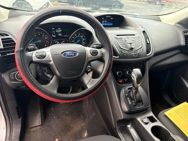 2016 Ford Escape S