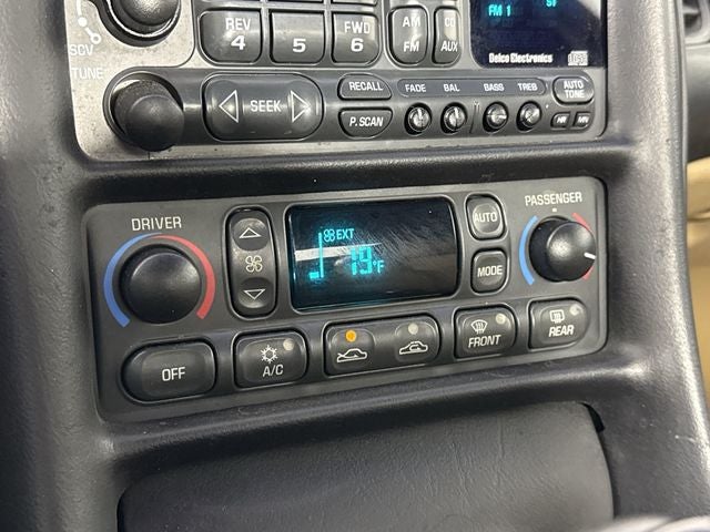 2001 Chevrolet Corvette Base