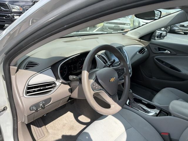 2018 Chevrolet Malibu LS 1LS