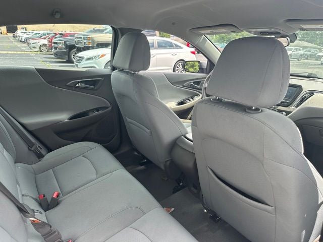 2018 Chevrolet Malibu LS 1LS