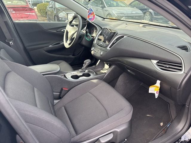 2025 Chevrolet Malibu LS 1LS