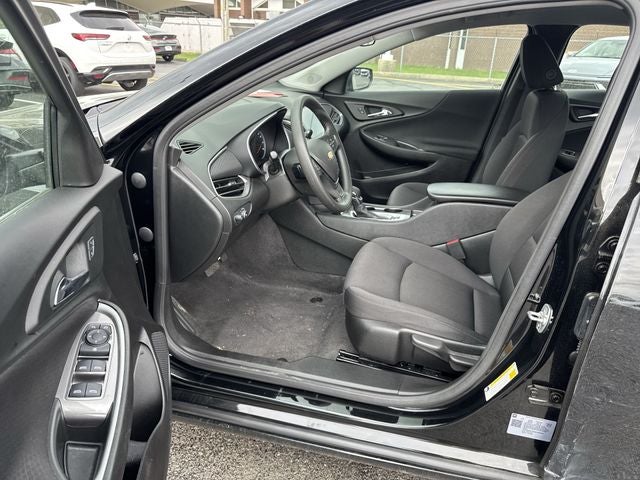 2025 Chevrolet Malibu LS 1LS