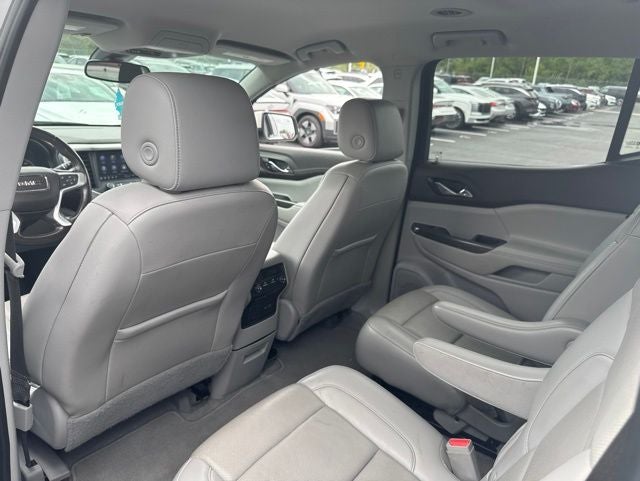 2021 GMC Acadia SLT