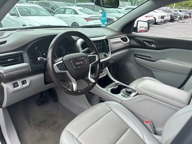 2021 GMC Acadia SLT