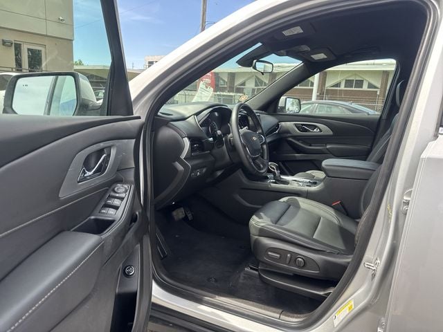 2022 Chevrolet Traverse LT Leather