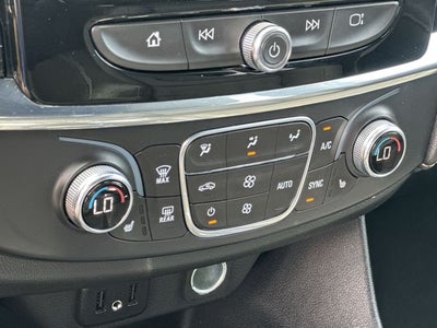 2022 Chevrolet Traverse LT Leather
