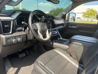 2024 GMC Sierra 2500HD Denali