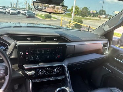 2024 GMC Sierra 2500HD Denali