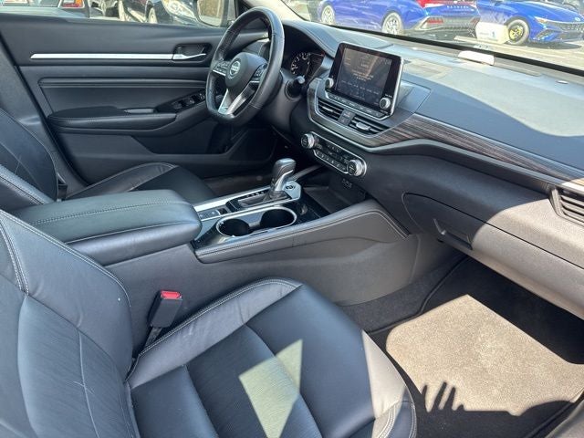 2022 Nissan Altima 2.5 Platinum