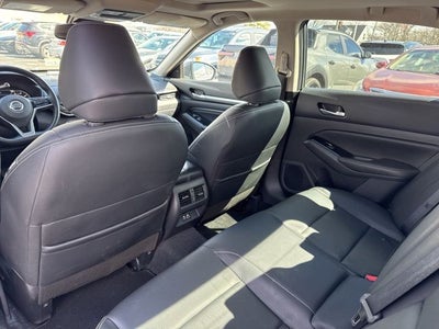 2022 Nissan Altima 2.5 Platinum