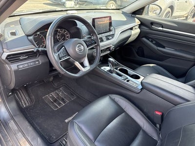 2022 Nissan Altima 2.5 Platinum