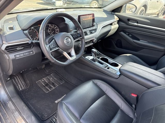 2022 Nissan Altima 2.5 Platinum