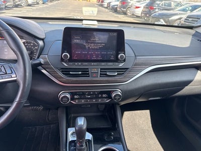 2022 Nissan Altima 2.5 Platinum