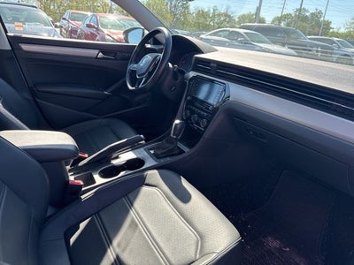 2020 Volkswagen Passat 2.0T SE