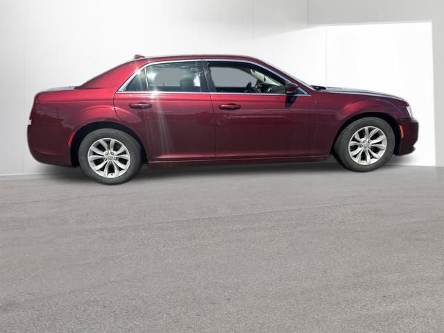 2015 Chrysler 300 Limited