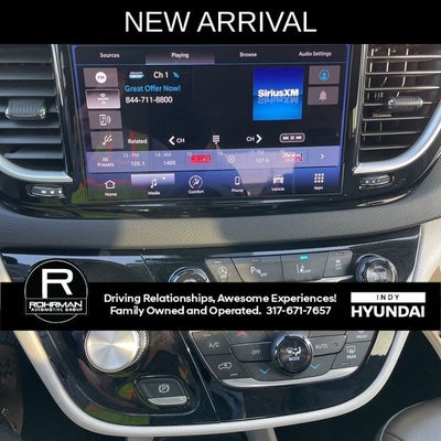 2024 Chrysler Pacifica Touring L