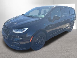 2022 Chrysler Pacifica Hybrid Touring L