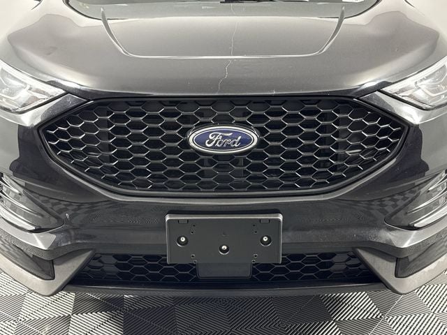 2022 Ford Edge ST Line