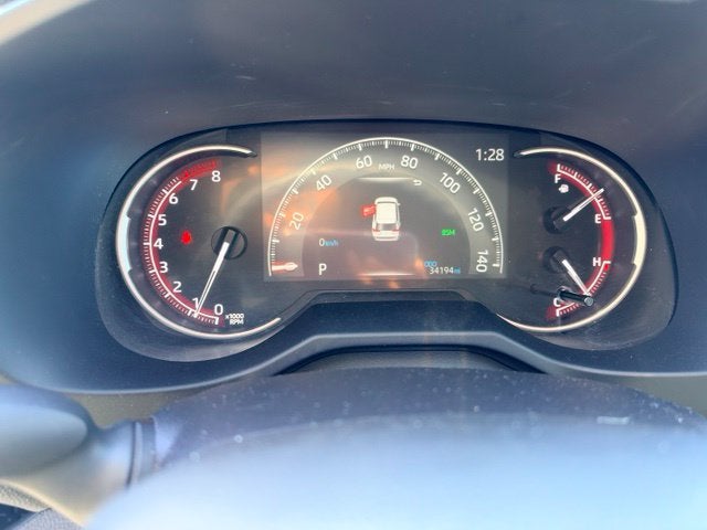 2025 Toyota RAV4 XLE