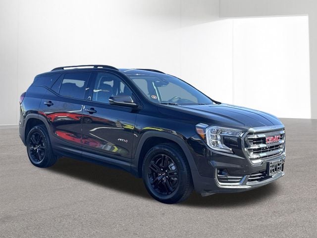2024 GMC Terrain AT4