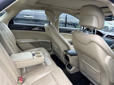 2013 Lincoln MKZ Base