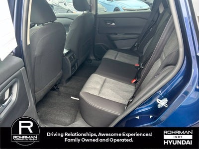 2025 Nissan Rogue SV