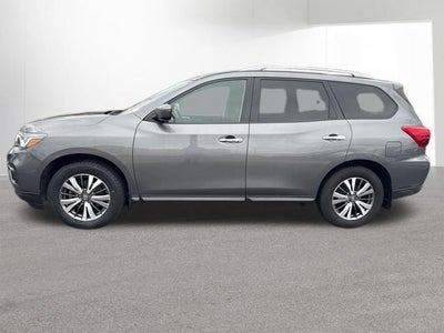 2018 Nissan Pathfinder SV
