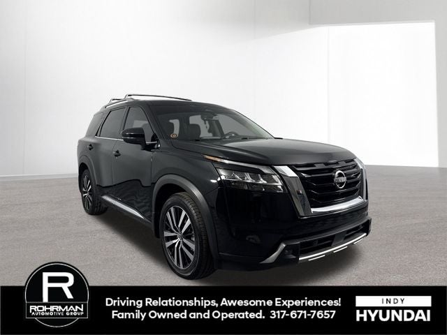 2023 Nissan Pathfinder Platinum
