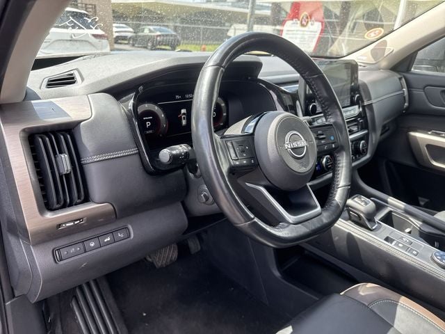 2022 Nissan Pathfinder Platinum