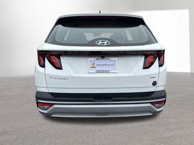 2026 Hyundai TUCSON SE