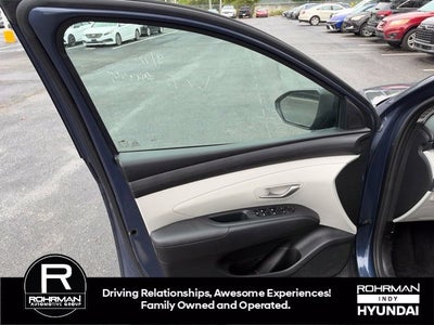 2025 Hyundai TUCSON SEL
