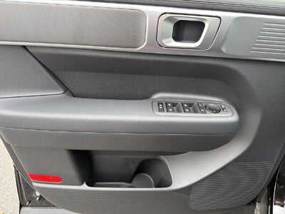 2027 Hyundai SANTA FE SE