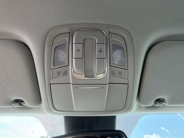 2019 Hyundai SANTA FE SEL Plus