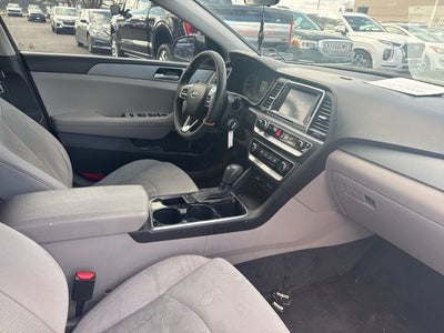 2018 Hyundai SONATA SE