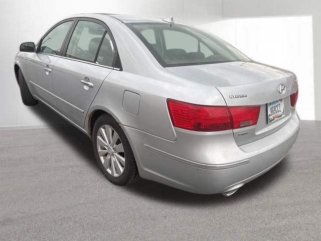 2010 Hyundai SONATA Limited