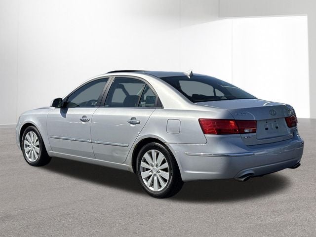 2010 Hyundai SONATA Limited