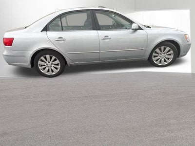 2010 Hyundai SONATA Limited