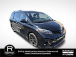 2020 Toyota Sienna SE 8 Passenger