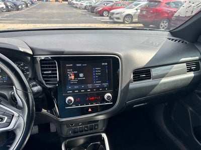2022 Mitsubishi Outlander PHEV SEL