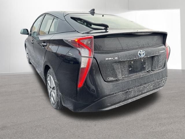 2016 Toyota Prius Base
