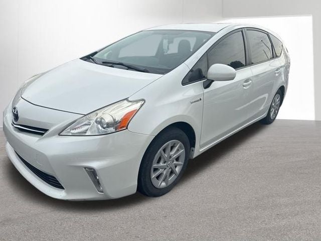 2014 Toyota Prius v Base