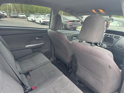 2014 Toyota Prius v Base