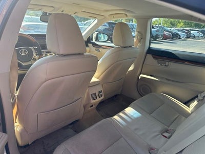 2013 Lexus ES 300h