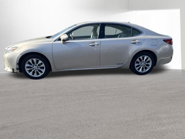 2013 Lexus ES 300h