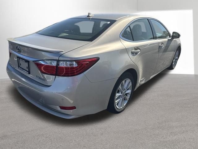 2013 Lexus ES 300h